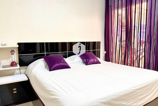 Aus zweiter Hand - Wohnung -
Torrevieja - El molino