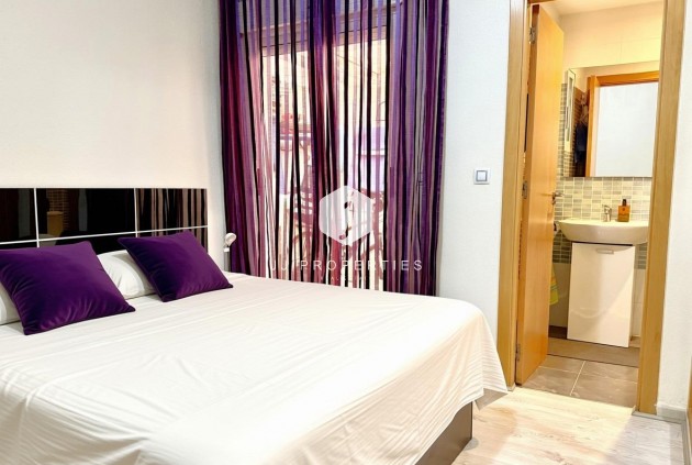 Aus zweiter Hand - Wohnung -
Torrevieja - El molino