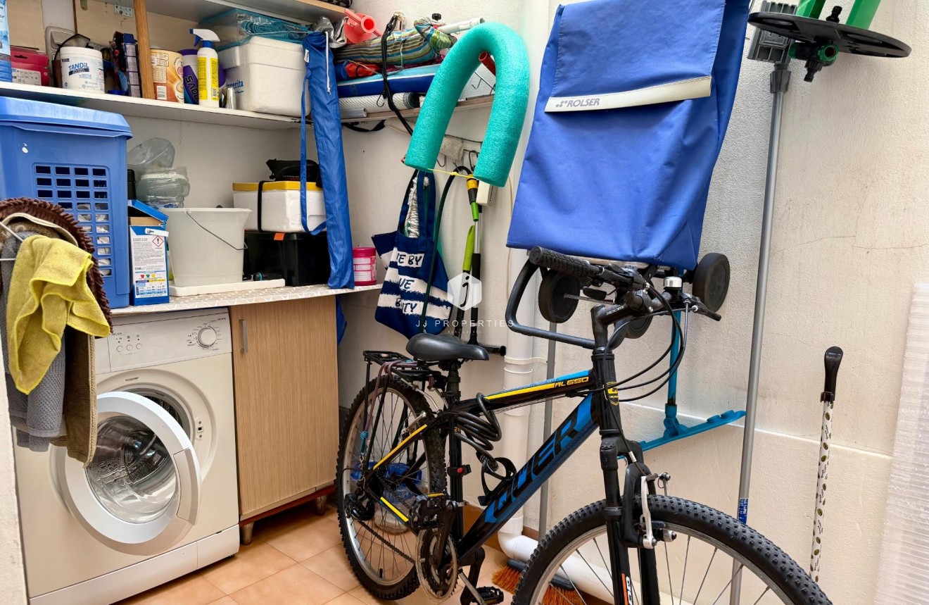 Aus zweiter Hand - Wohnung -
Torrevieja - El molino