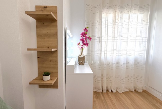 Segunda mano - Apartamento / piso -
Torrevieja - Costa Blanca
