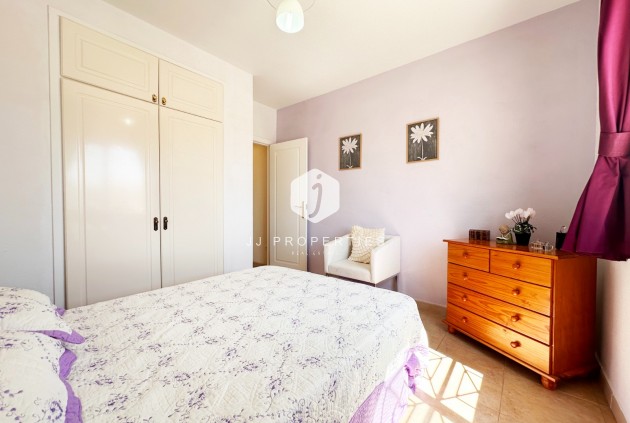 Z drugiej ręki - Bungalow -
Torrevieja - Costa Blanca