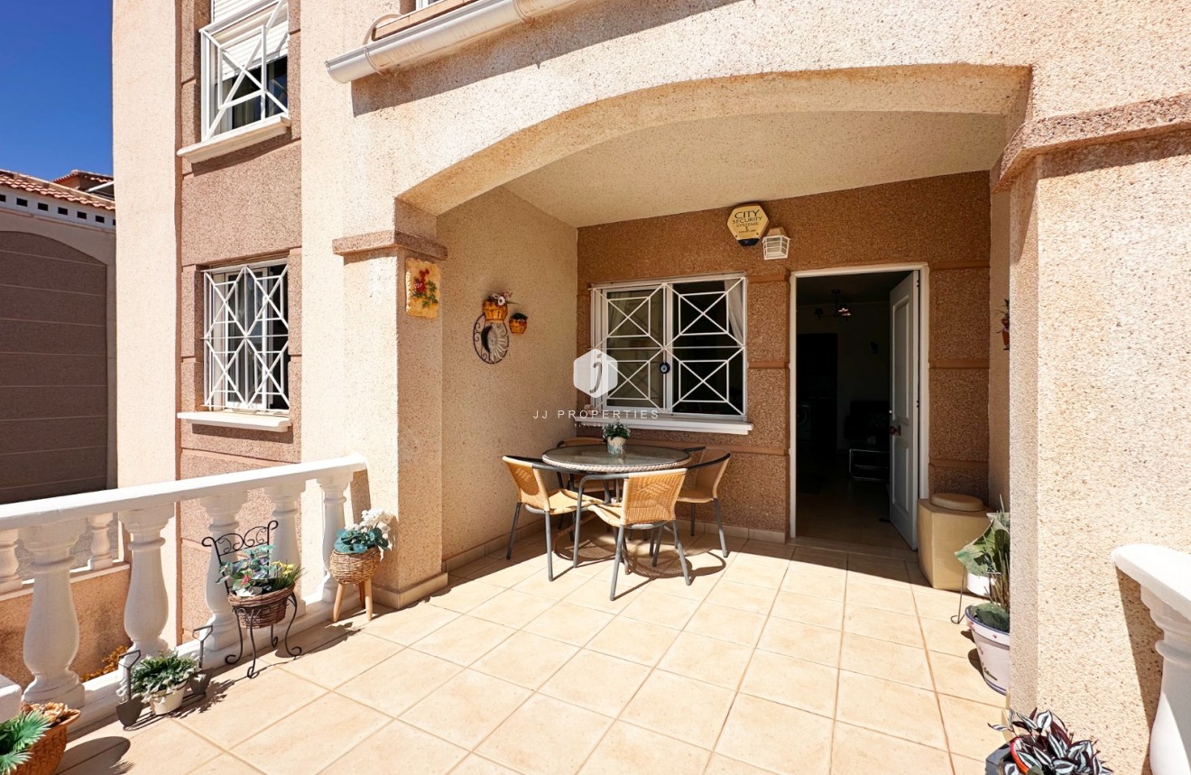 D'occasion - Bungalow -
Torrevieja - Costa Blanca