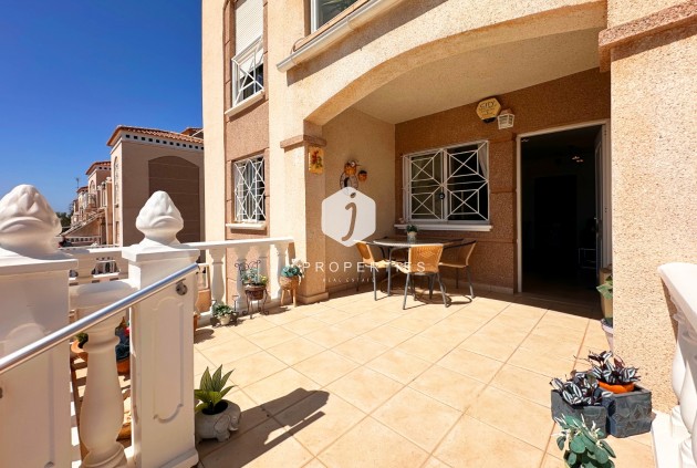 Z drugiej ręki - Bungalow -
Torrevieja - Costa Blanca