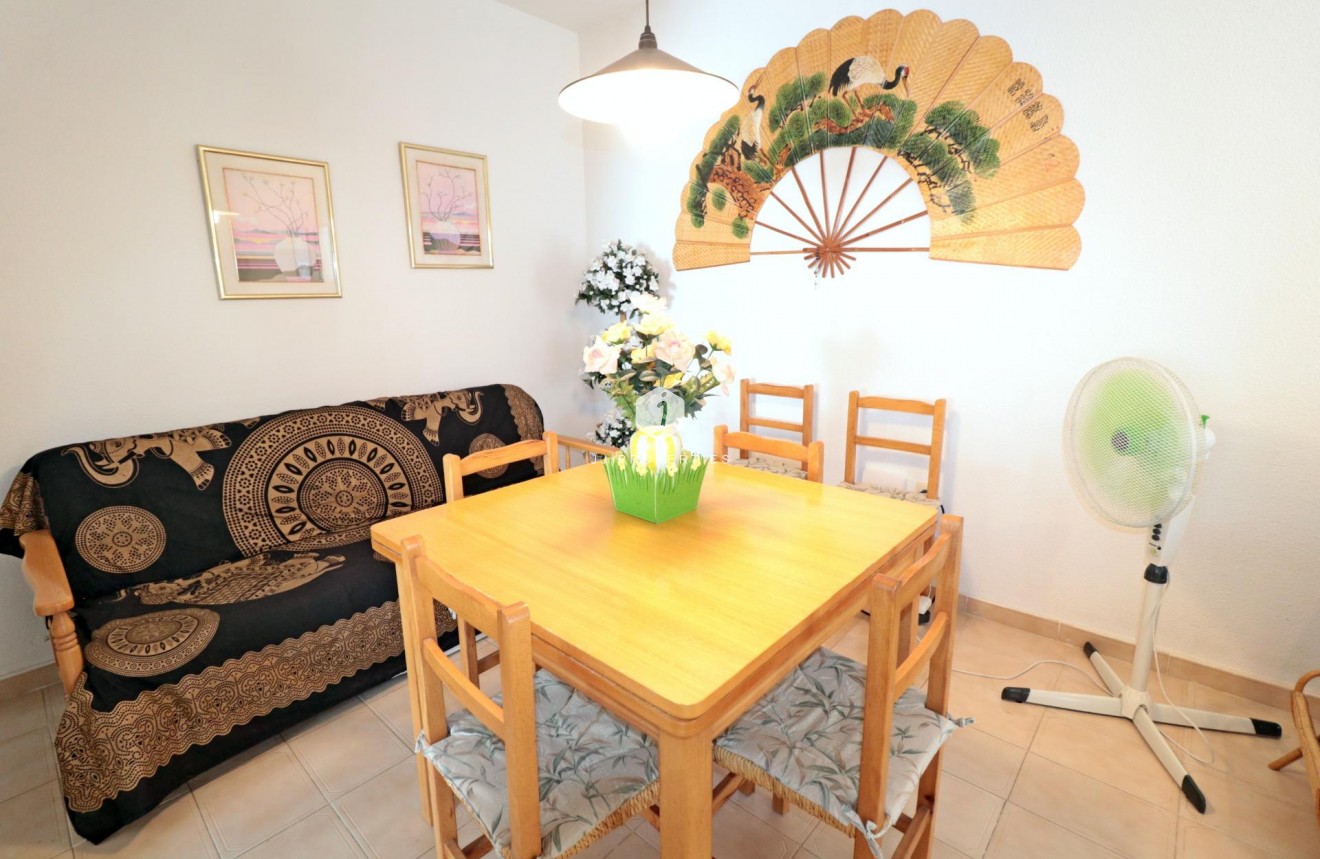 Segunda mano - Bungalow -
Torrevieja - El Acequión - Los Náufragos
