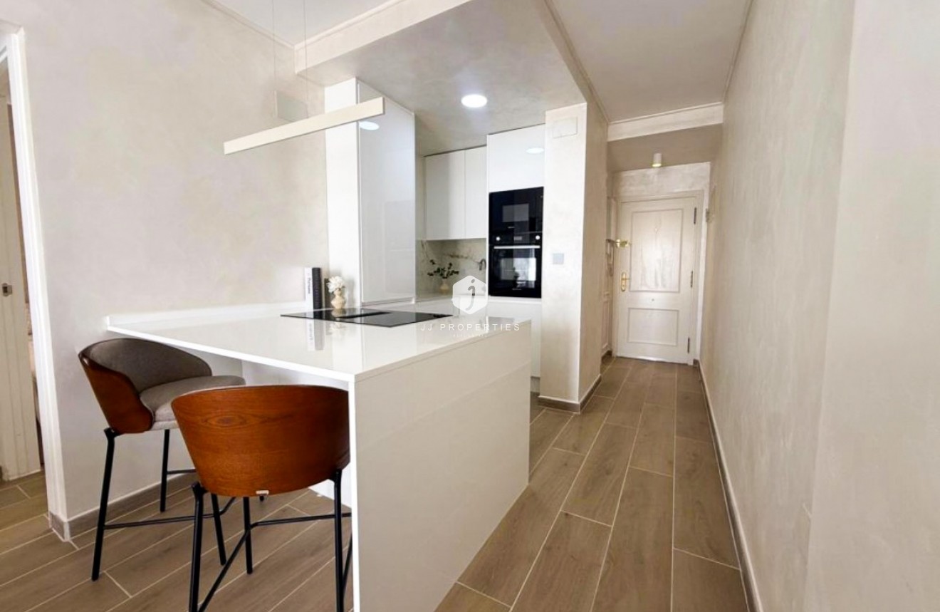 Segunda mano - Apartamento / piso -
Torrevieja - Costa Blanca