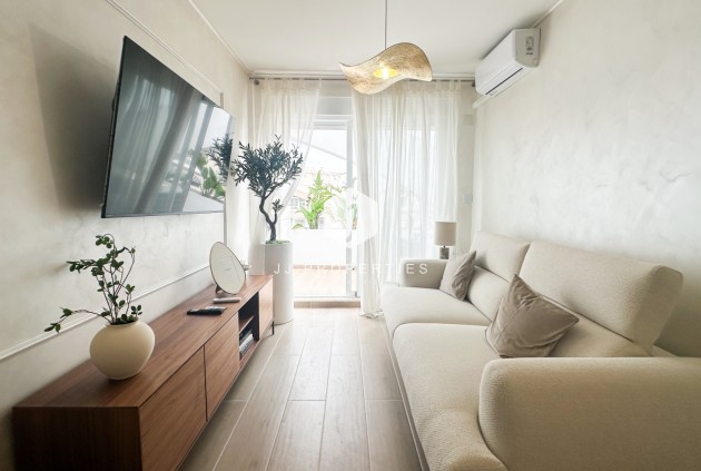 Segunda mano - Apartamento / piso -
Torrevieja - Costa Blanca