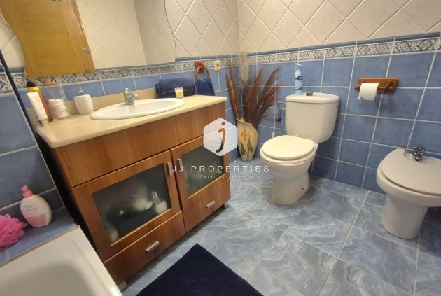 Aus zweiter Hand - Wohnung -
Torrevieja - Acequion