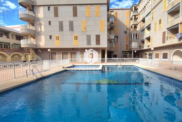 Aus zweiter Hand - Wohnung -
Torrevieja - Acequion