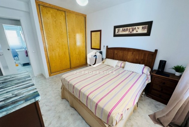Aus zweiter Hand - Wohnung -
La Mata - Costa Blanca