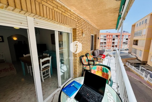 Aus zweiter Hand - Wohnung -
La Mata - Costa Blanca