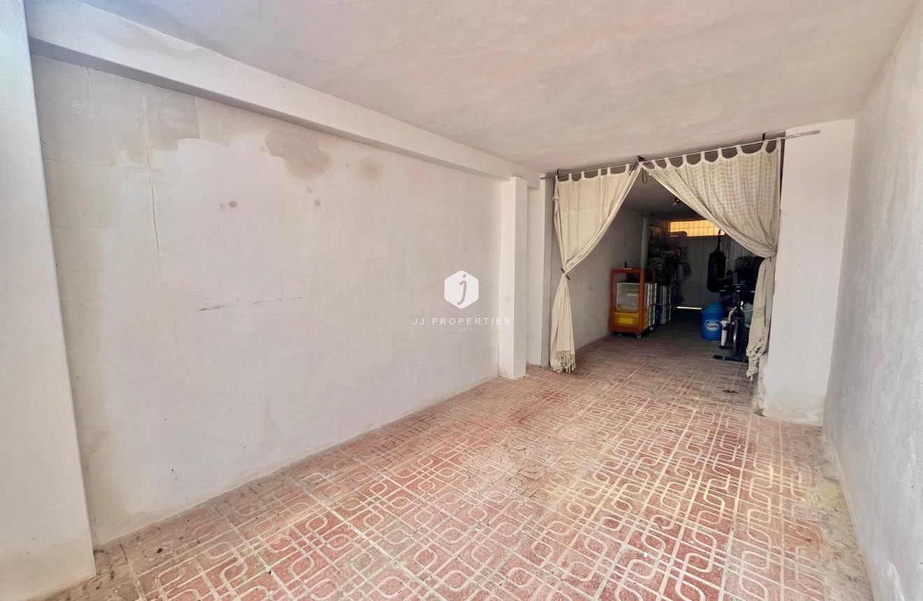 Resale - Villa -
Torrevieja - Los Balcones - Los Altos del Edén