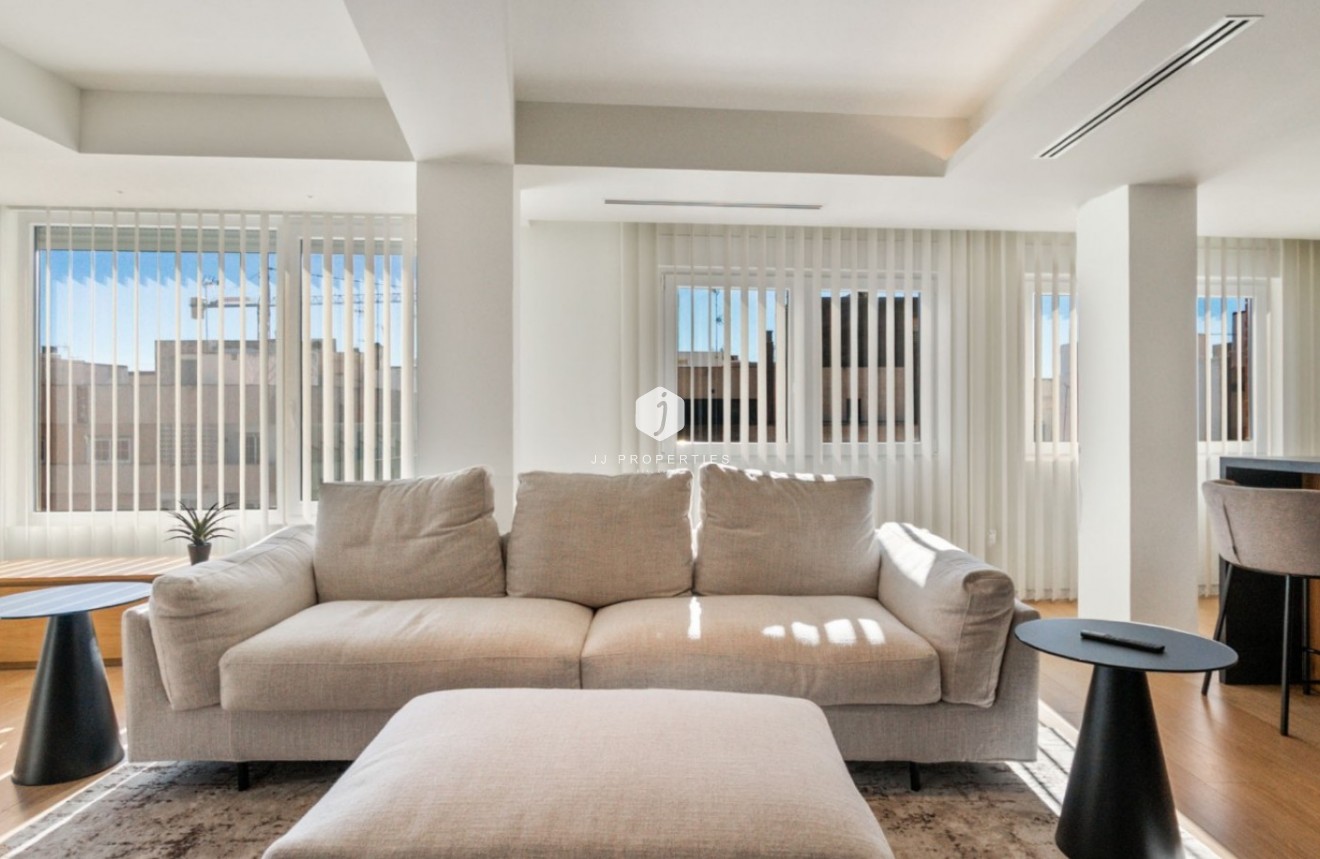 Resale - Apartment / flat -
Torrevieja - Costa Blanca