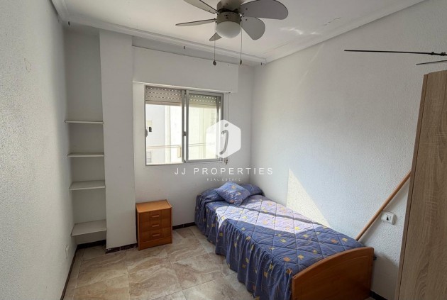 Aus zweiter Hand - Wohnung -
Torrevieja - Acequion