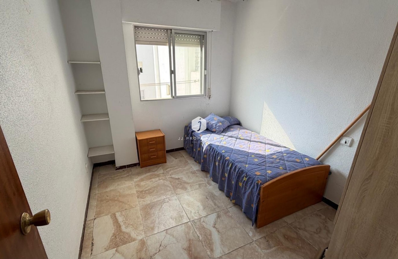 Resale - Apartment / flat -
Torrevieja - Acequion