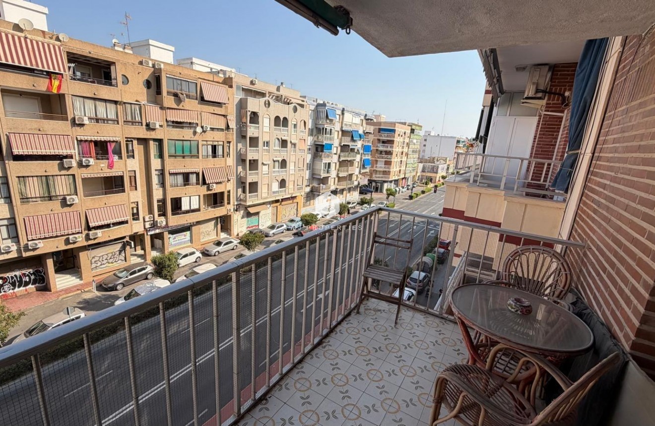 Resale - Apartment / flat -
Torrevieja - Acequion