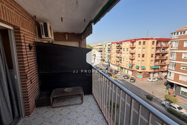 Aus zweiter Hand - Wohnung -
Torrevieja - Acequion