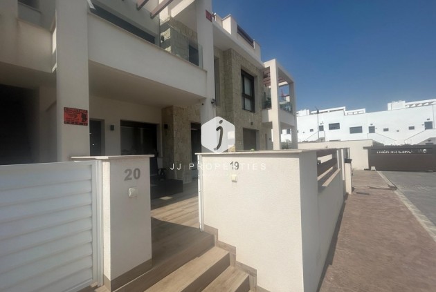 Aus zweiter Hand - Wohnung -
Los Balcones - AMAY Urbanisation