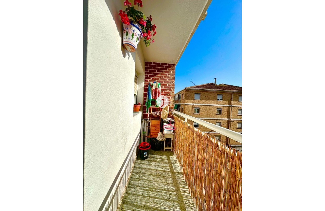 Resale - Apartment / flat -
Torrevieja - Estacion de autobuses