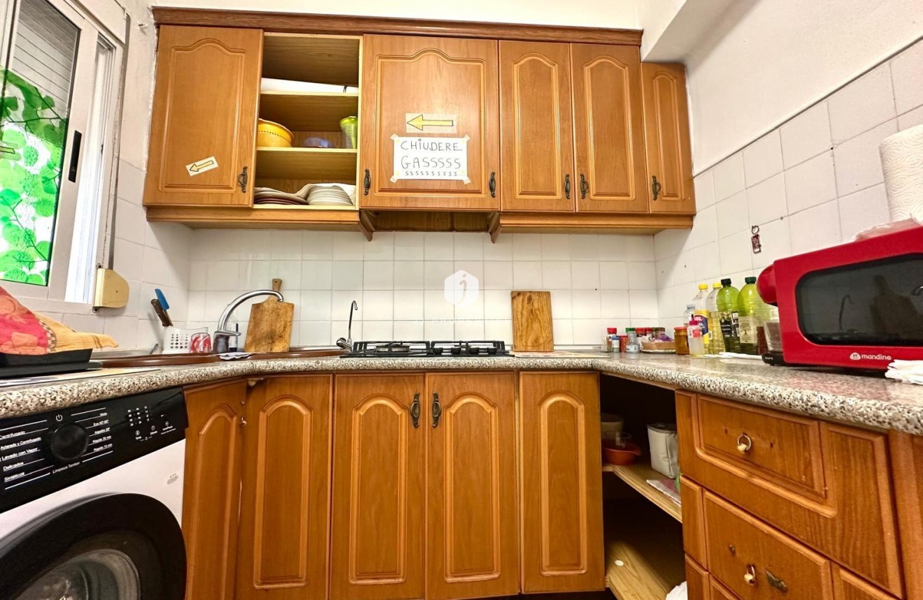 Resale - Apartment / flat -
Torrevieja - Estacion de autobuses