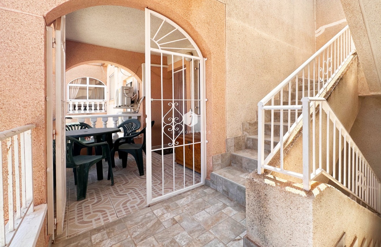 D'occasion - Bungalow -
Torrevieja - Costa Blanca