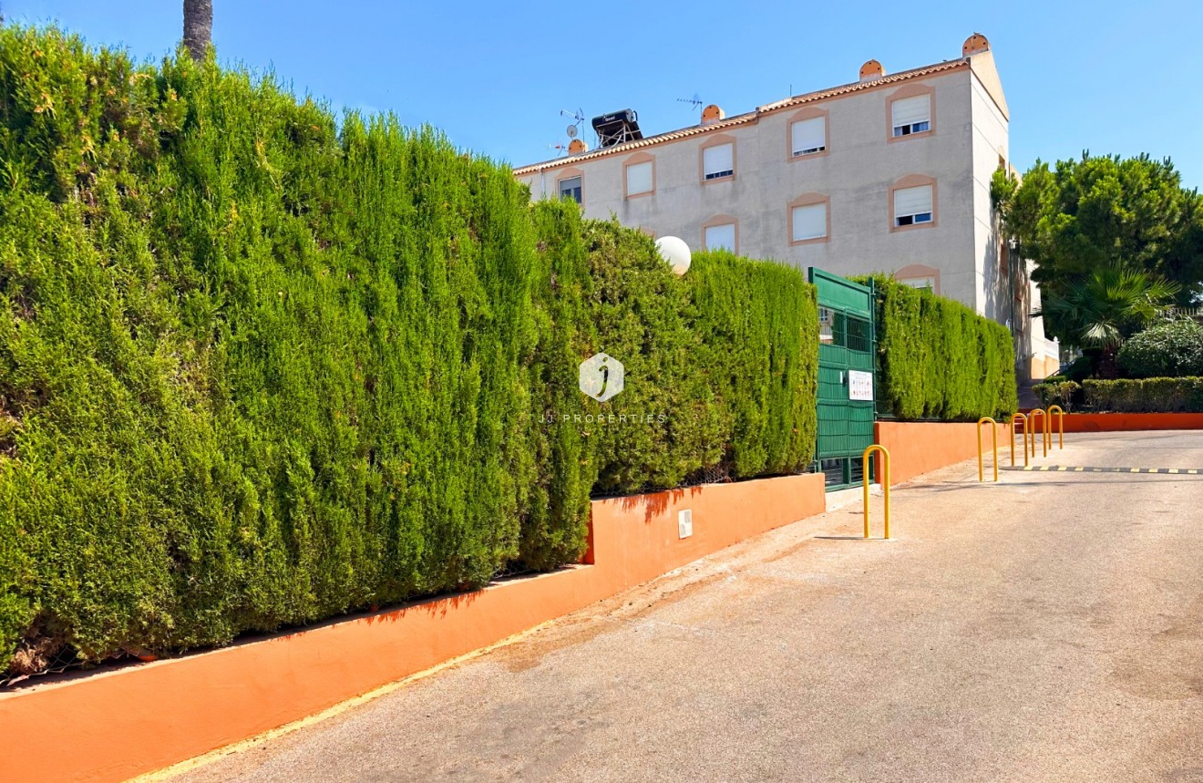 D'occasion - Bungalow -
Torrevieja - Costa Blanca