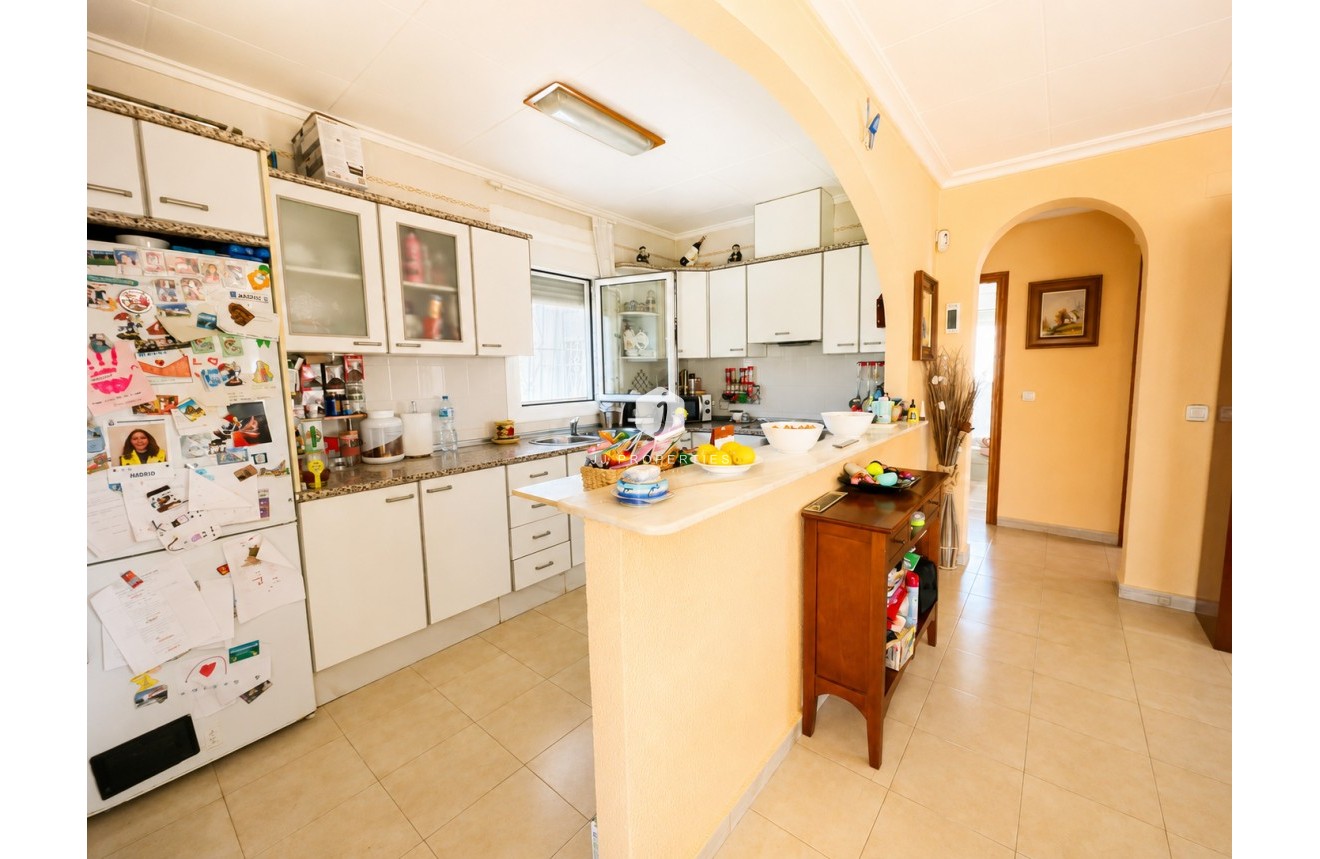 Segunda mano - Villa -
Torrevieja - Costa Blanca