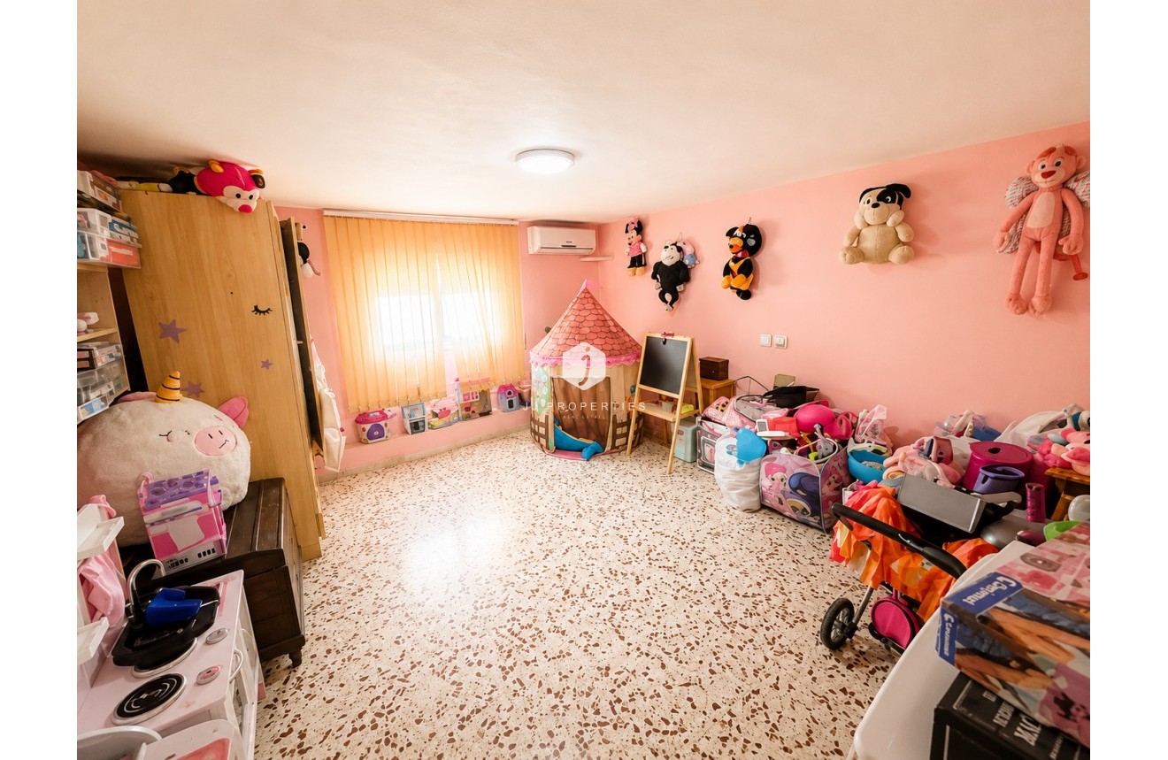 Segunda mano - Villa -
Torrevieja - Costa Blanca