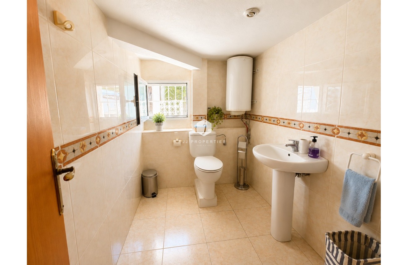 Segunda mano - Villa -
Torrevieja - Costa Blanca
