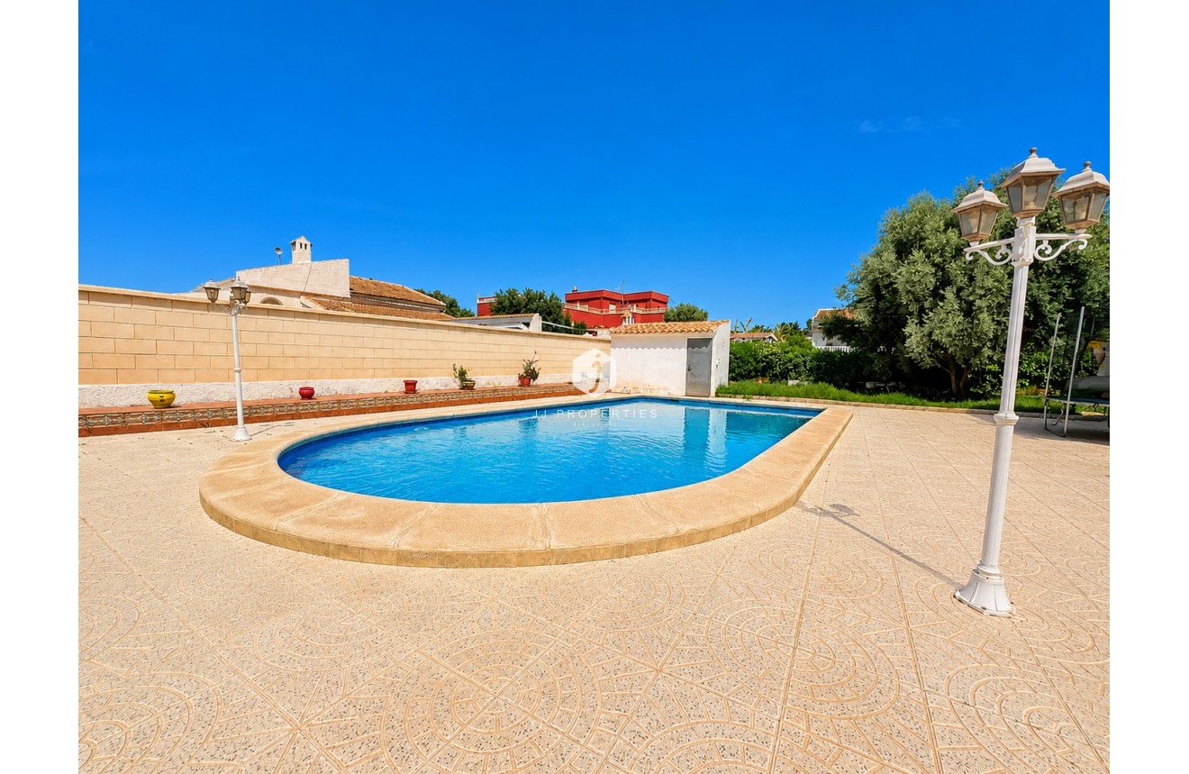 Segunda mano - Villa -
Torrevieja - Costa Blanca