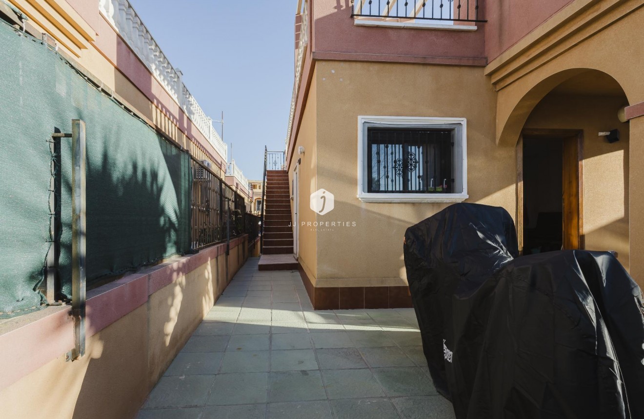 Aus zweiter Hand - Villa -
Torrevieja - Costa Blanca