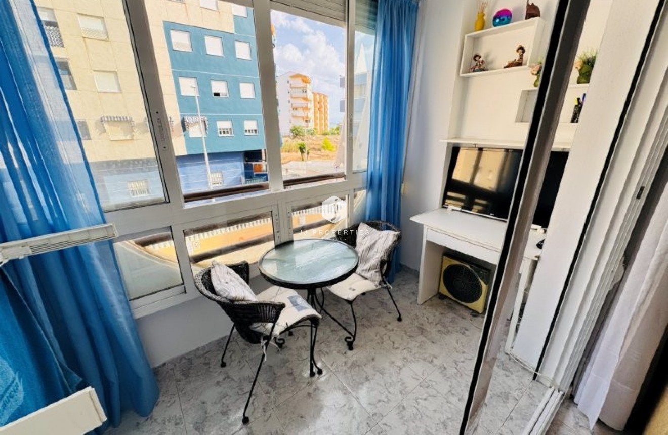 Segunda mano - Apartamento / piso -
La Mata - Costa Blanca