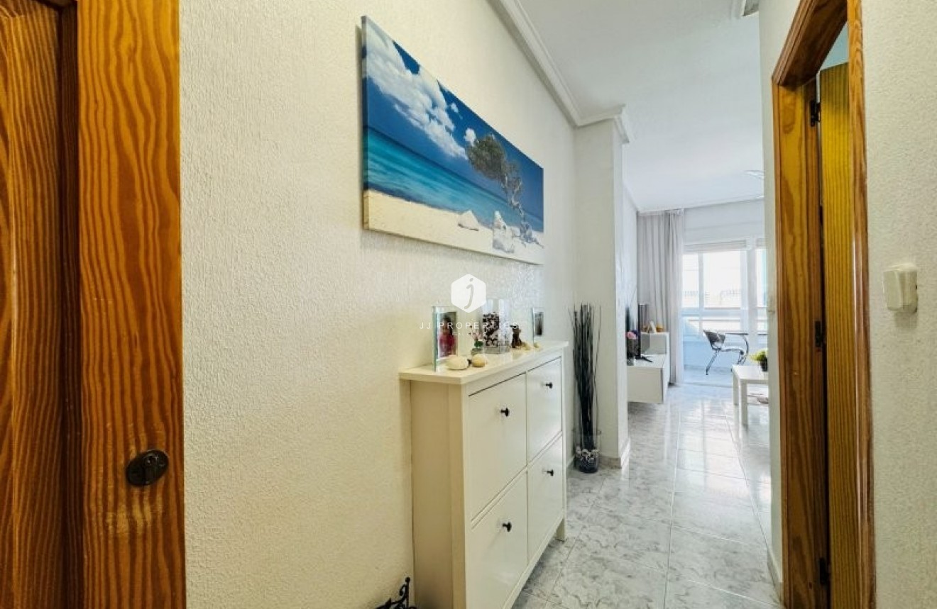 Segunda mano - Apartamento / piso -
La Mata - Costa Blanca