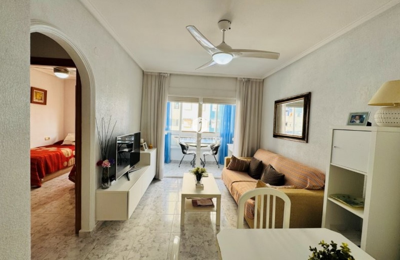 Segunda mano - Apartamento / piso -
La Mata - Costa Blanca