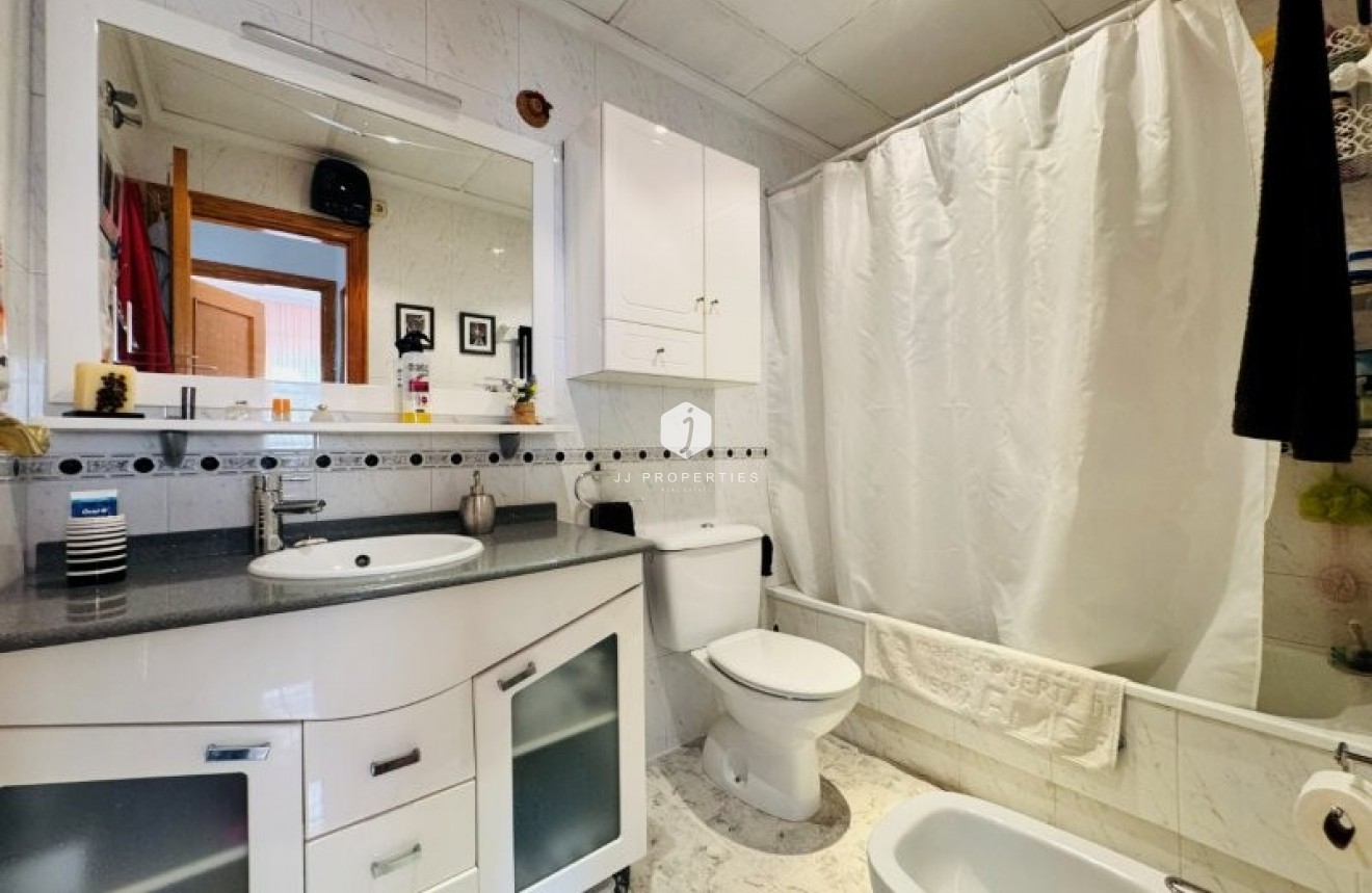 Segunda mano - Apartamento / piso -
La Mata - Costa Blanca