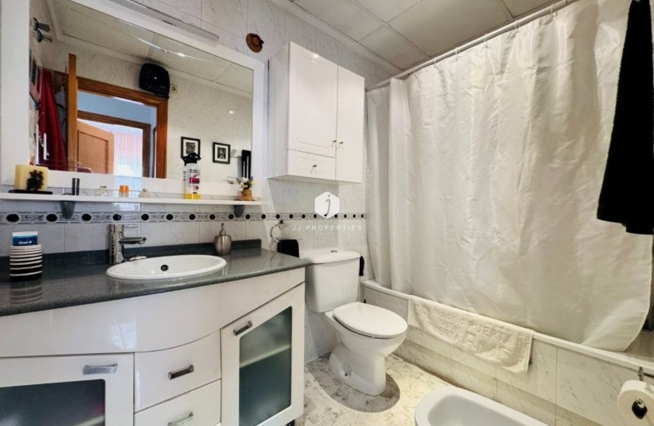 Segunda mano - Apartamento / piso -
La Mata - Costa Blanca