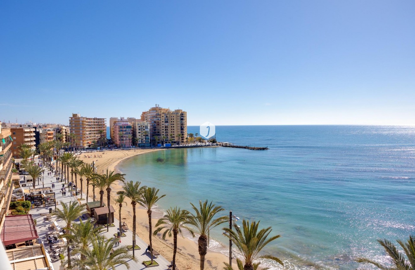Tweedehands - Appartement / flat -
Torrevieja - Playa del Cura