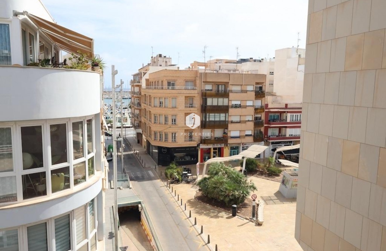 Tweedehands - Penthouse -
Torrevieja - Costa Blanca