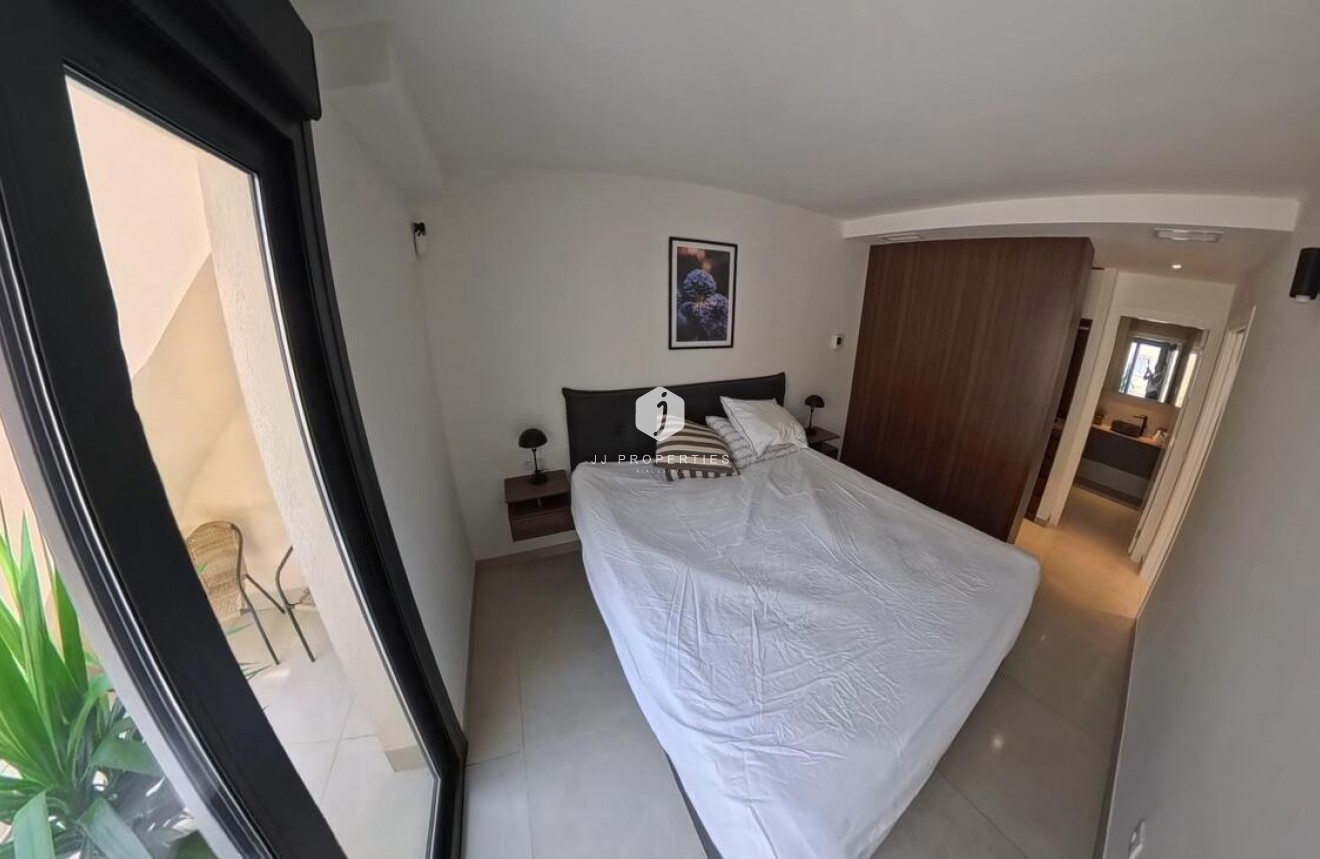 Aus zweiter Hand - Penthouse -
Torrevieja