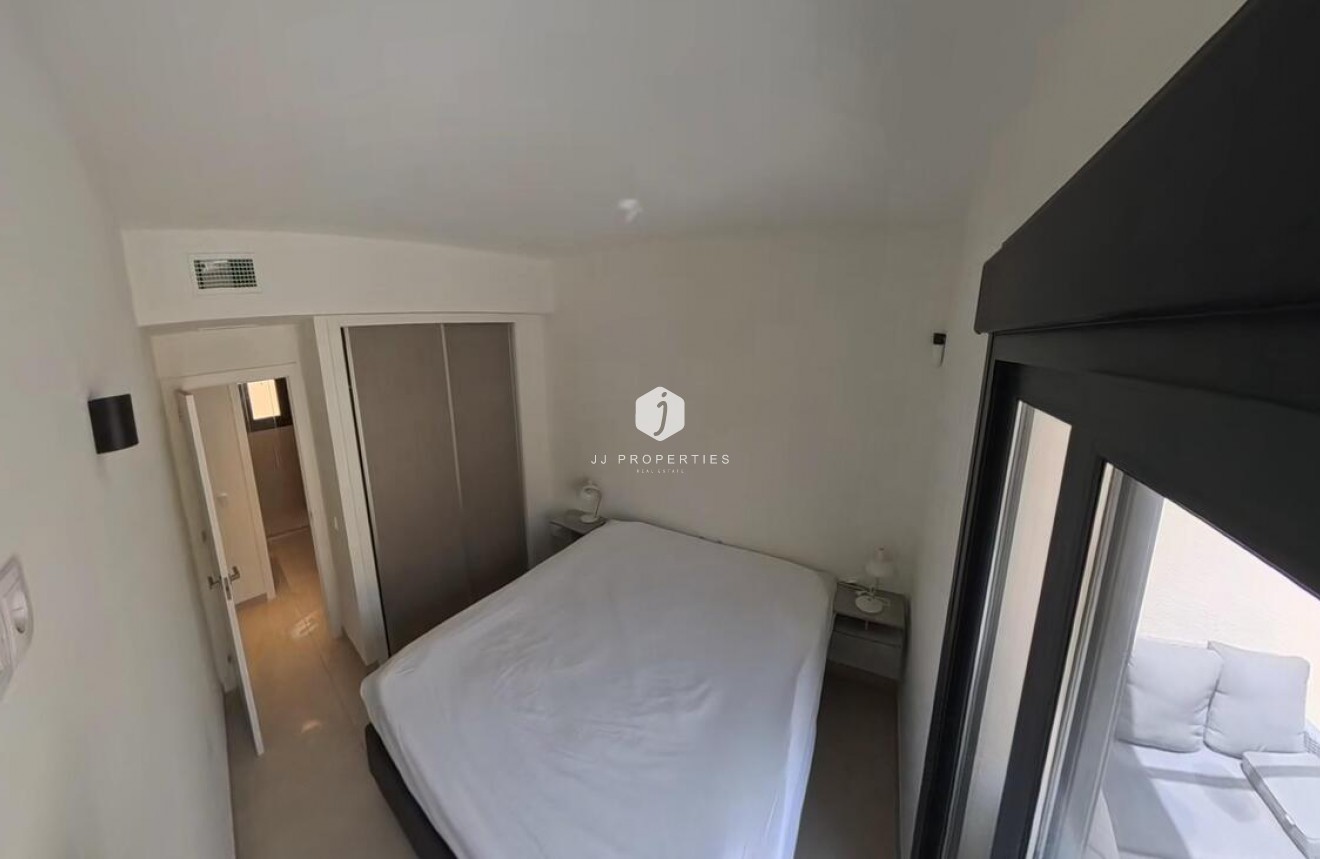 Aus zweiter Hand - Penthouse -
Torrevieja