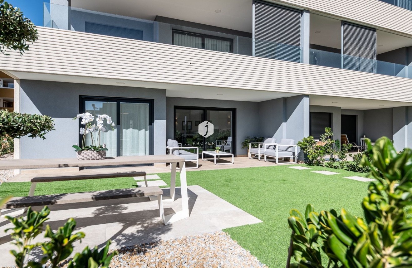 Tweedehands - Appartement / flat -
Torrevieja - Costa Blanca