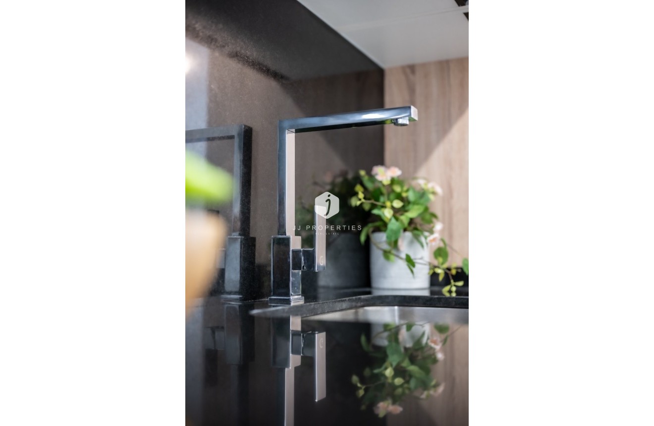 Tweedehands - Appartement / flat -
Torrevieja - Costa Blanca