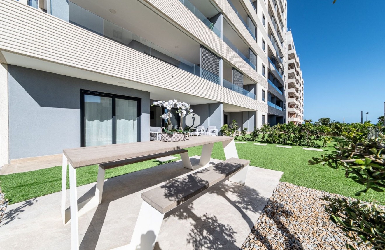 D'occasion - Appartement -
Torrevieja - Costa Blanca