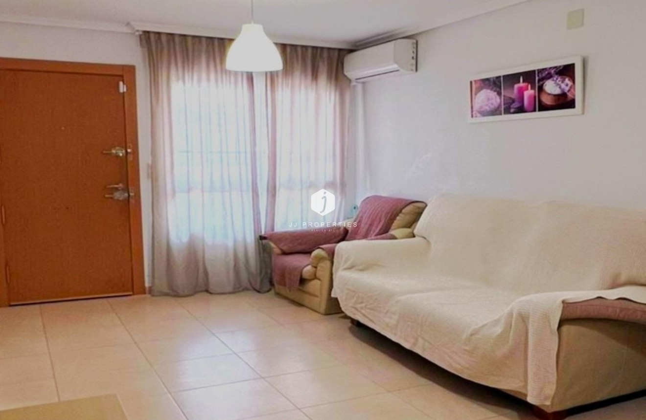 Aus zweiter Hand - Wohnung -
Torrevieja - Playa de los Locos