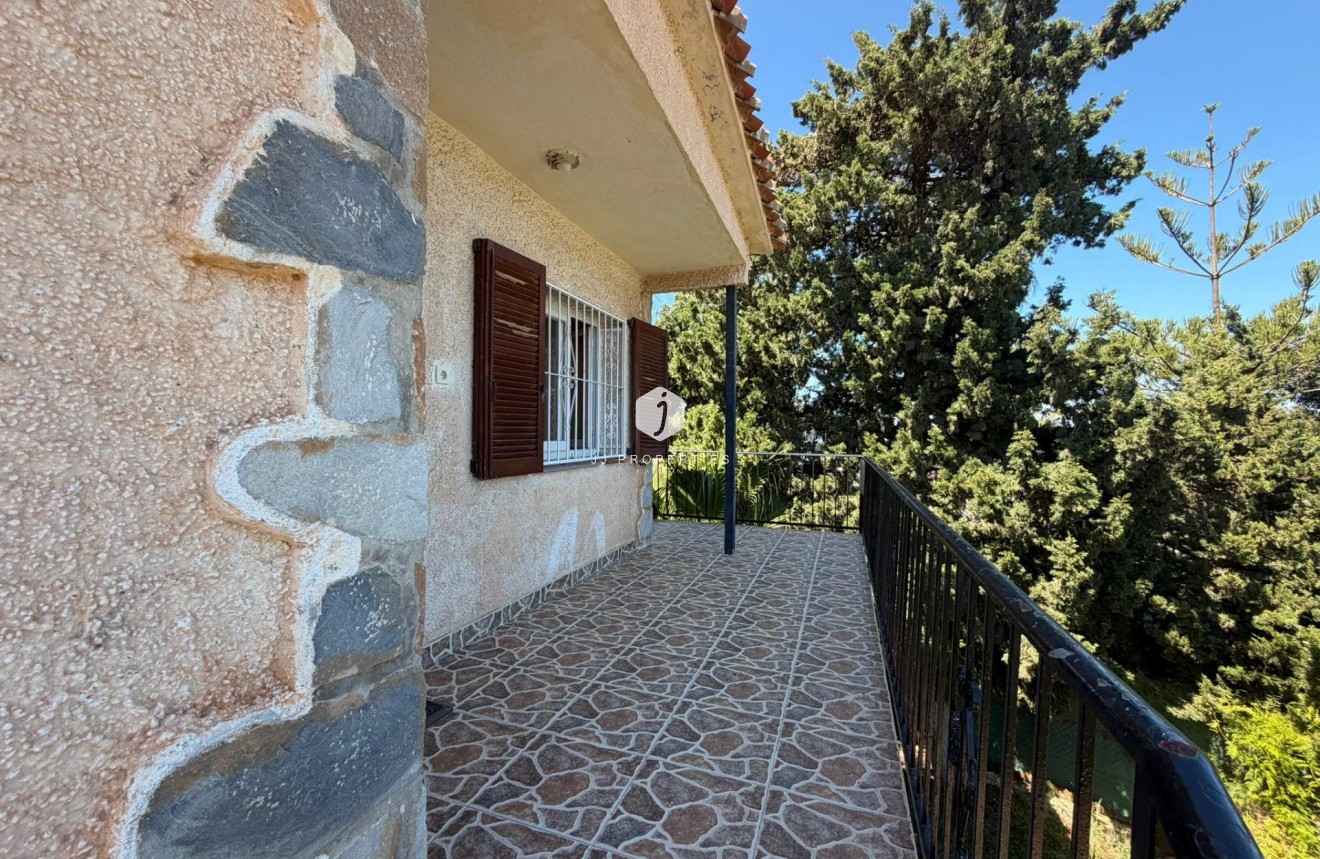 Segunda mano - Villa -
Torrevieja - Los Balcones - Los Altos del Edén