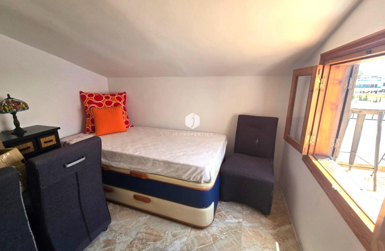 D'occasion - Chalet -
Torrevieja - Los Balcones