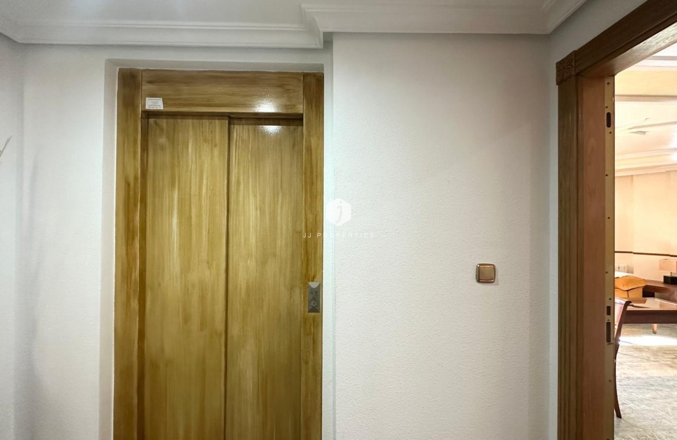Tweedehands - Penthouse -
Torrevieja