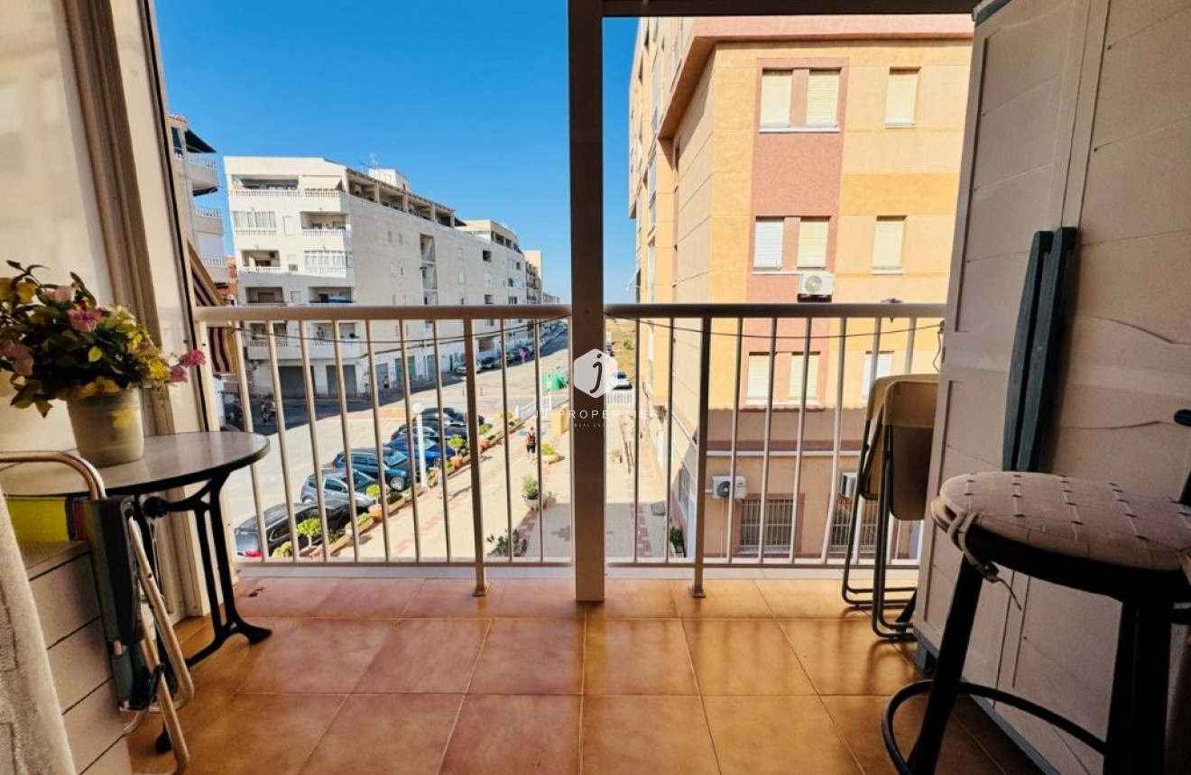 Z drugiej ręki - Mieszkanie w bloku -
La Mata - Costa Blanca