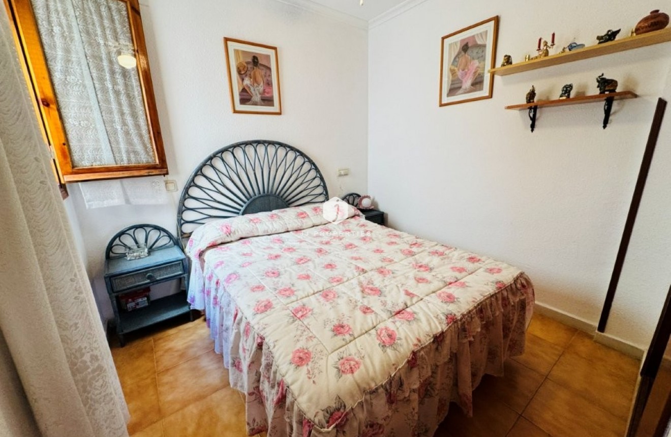 Z drugiej ręki - Mieszkanie w bloku -
La Mata - Costa Blanca