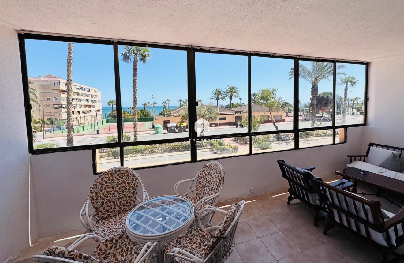 Tweedehands - Appartement / flat -
Torrevieja - Cabo cervera