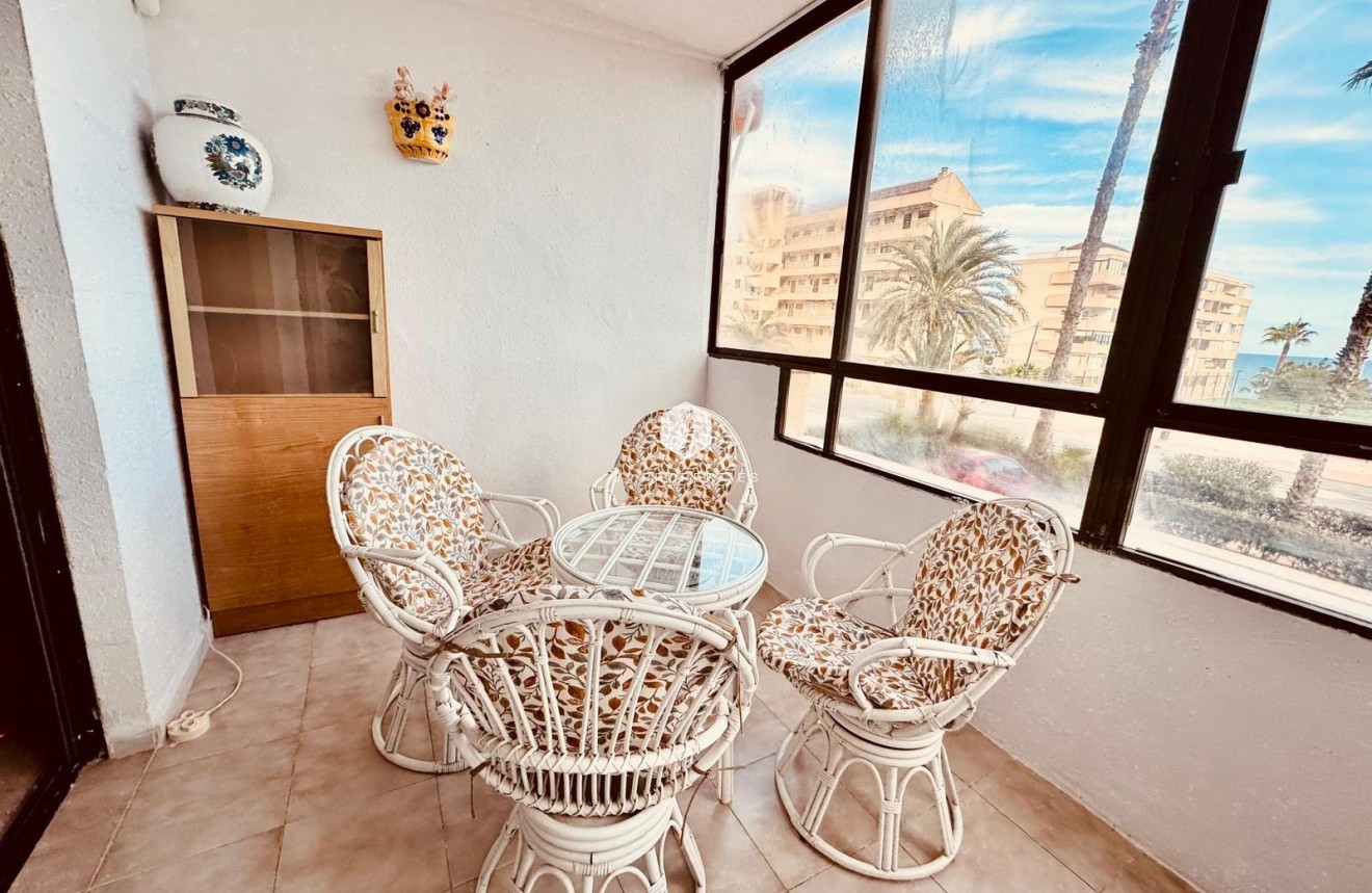 Tweedehands - Appartement / flat -
Torrevieja - Cabo cervera